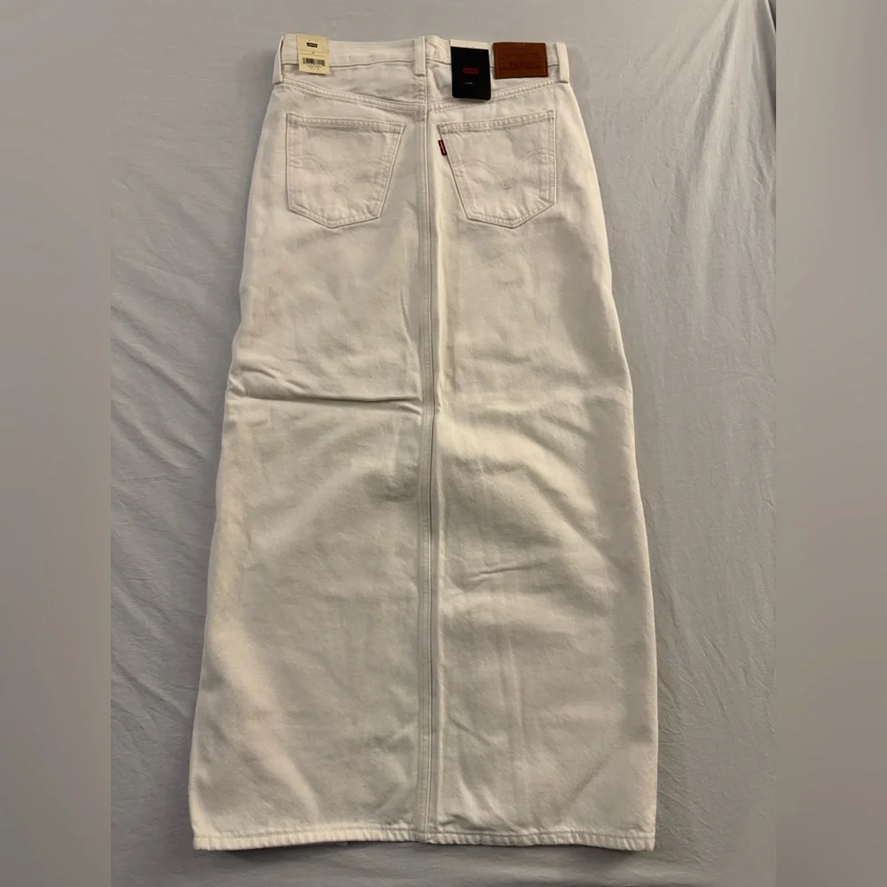 Levi's Women's Maxi Jean skirt in Cream‎